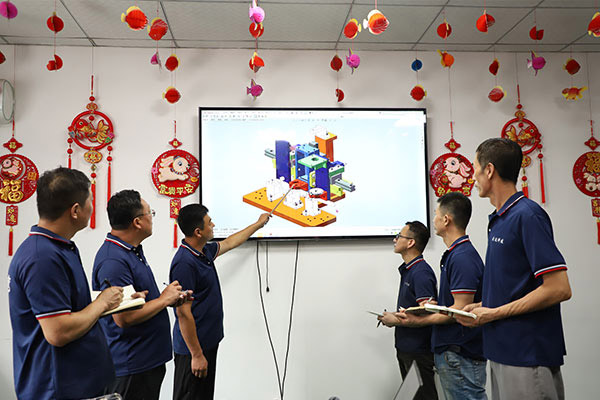 做好型材拉彎每一個關(guān)鍵工藝，熱誠服務(wù)于每一個客戶！