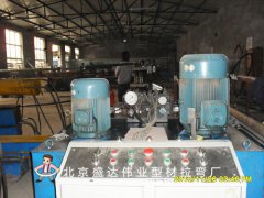 北京盛達偉業型材拉彎廠設備展示1