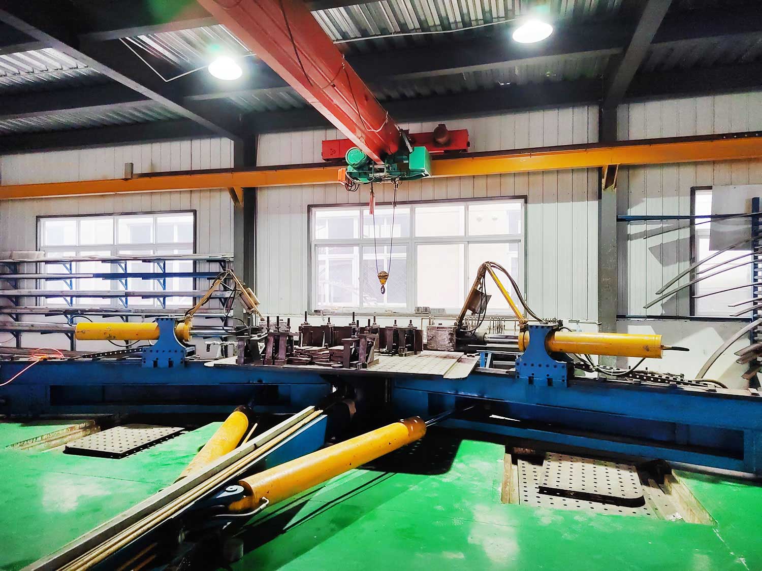 35噸型材拉彎?rùn)C(jī)