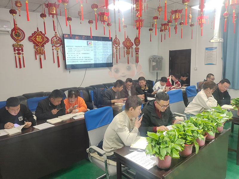 思維破繭,共赴成長(zhǎng):北京鋁型材彎弧加工廠共讀聯(lián)盟學(xué)習(xí)小組進(jìn)階之旅 思維破繭,共赴成長(zhǎng):北京鋁型材彎弧加工廠共讀聯(lián)盟學(xué)習(xí)小組進(jìn)階之旅