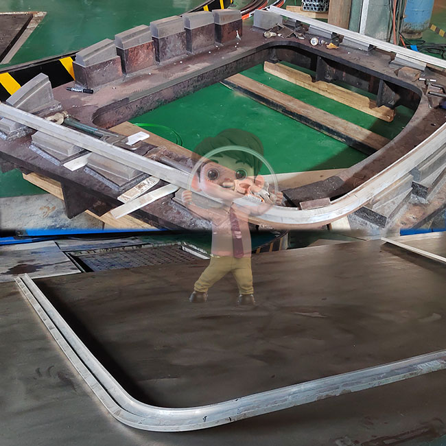 高鐵車窗鋁合金雙曲帶扭曲彎弧 高鐵車窗鋁合金雙曲帶扭曲彎弧