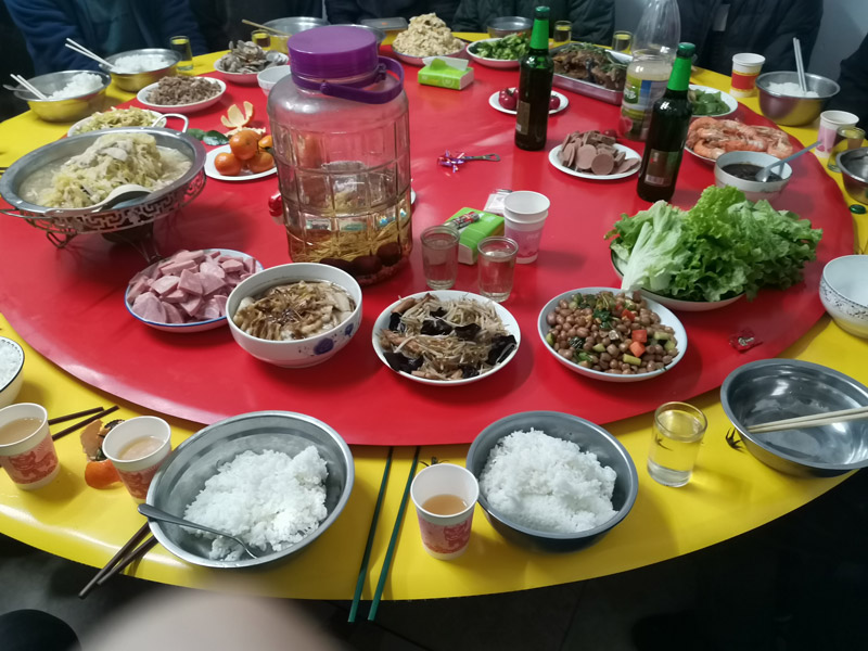 《感恩有你，“職”迎新生——北京型材拉彎廠感恩節(jié)特別聚餐》